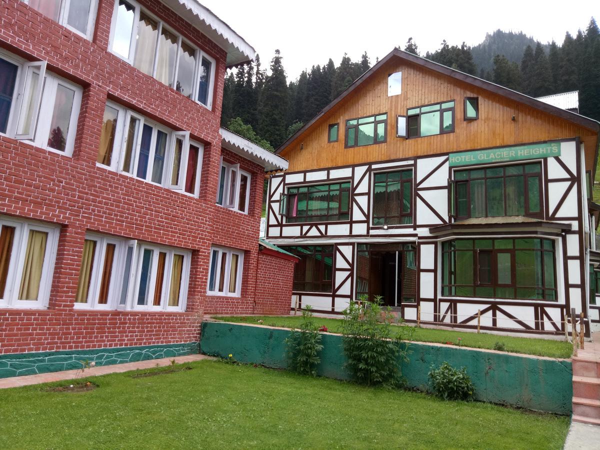 Hotel Glacier Heights Sonāmarg Buitenkant foto
