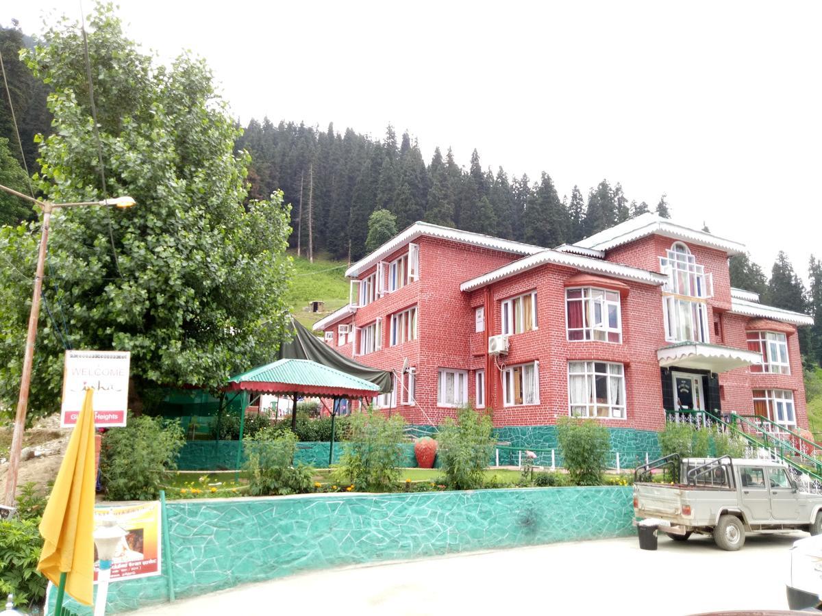 Hotel Glacier Heights Sonāmarg Buitenkant foto